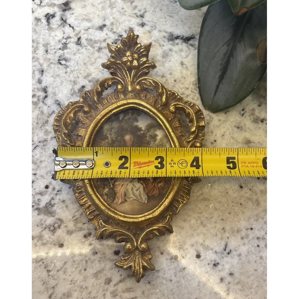 Italian Florentine Gold Gilt Ornate Oval Framed Ladies Court Italy Vintage